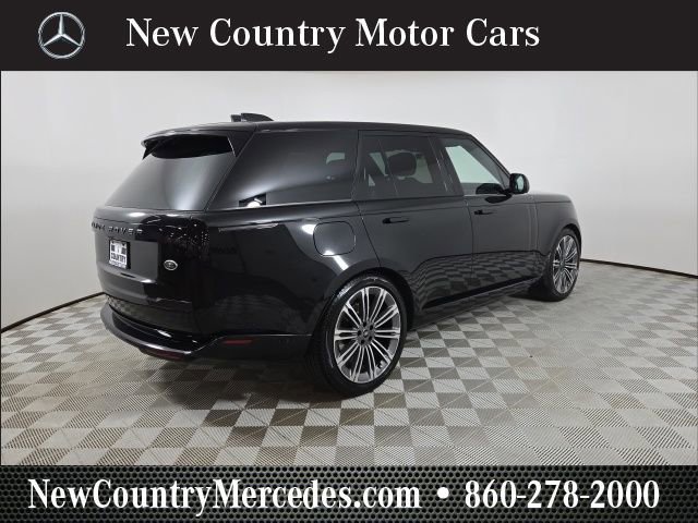 Used 2023 Land Rover Range Rover SE image 10