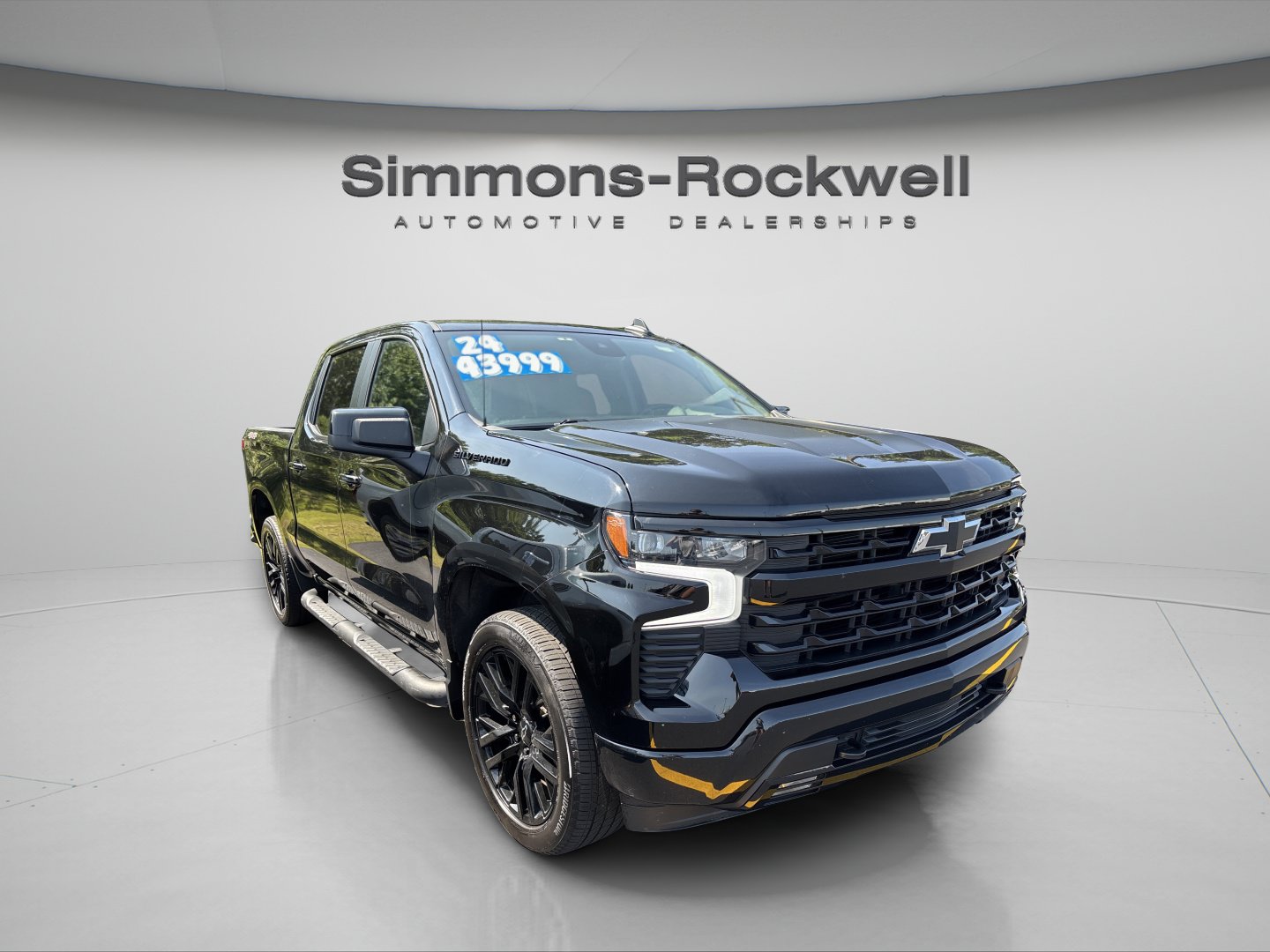 Used 2024 Chevrolet Silverado 1500 RST w/ Rally Edition AWD/4WD image 5