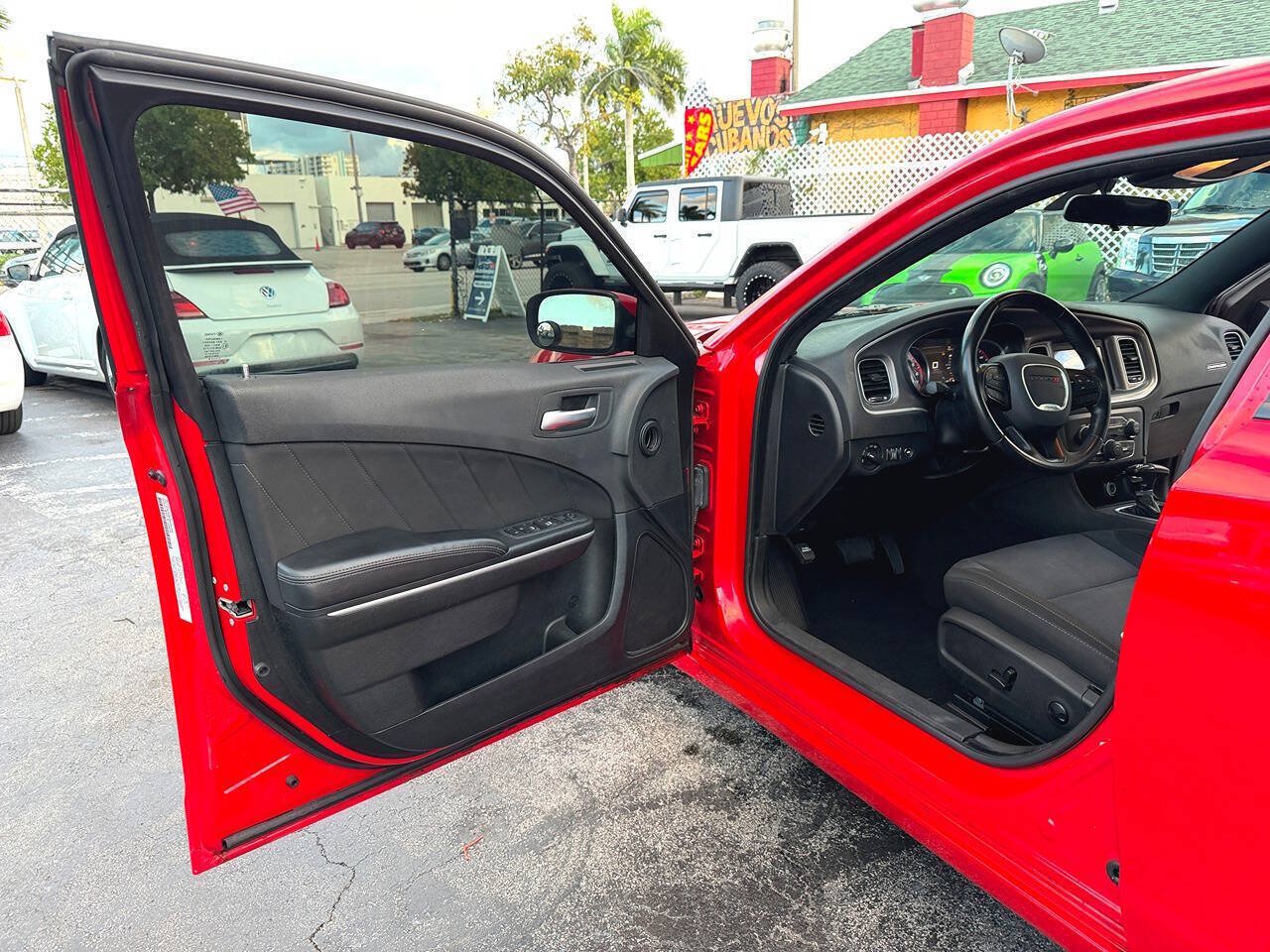 Used 2022 Dodge Charger SXT RWD image 22