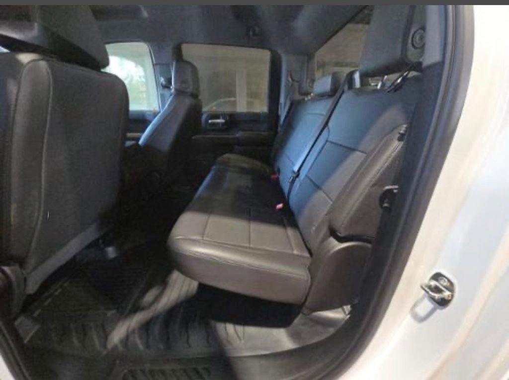 Used 2024 GMC Sierra 2500 Pro image 4