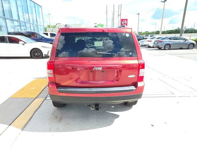 Used 2017 Jeep Patriot Latitude FWD image 5