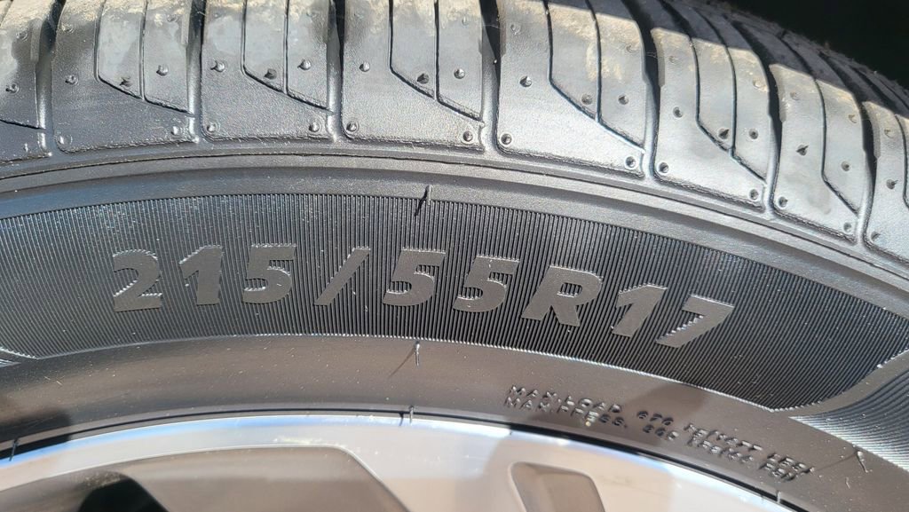 Used 2015 Hyundai Sonata Limited w/ Option Group 02 image 15