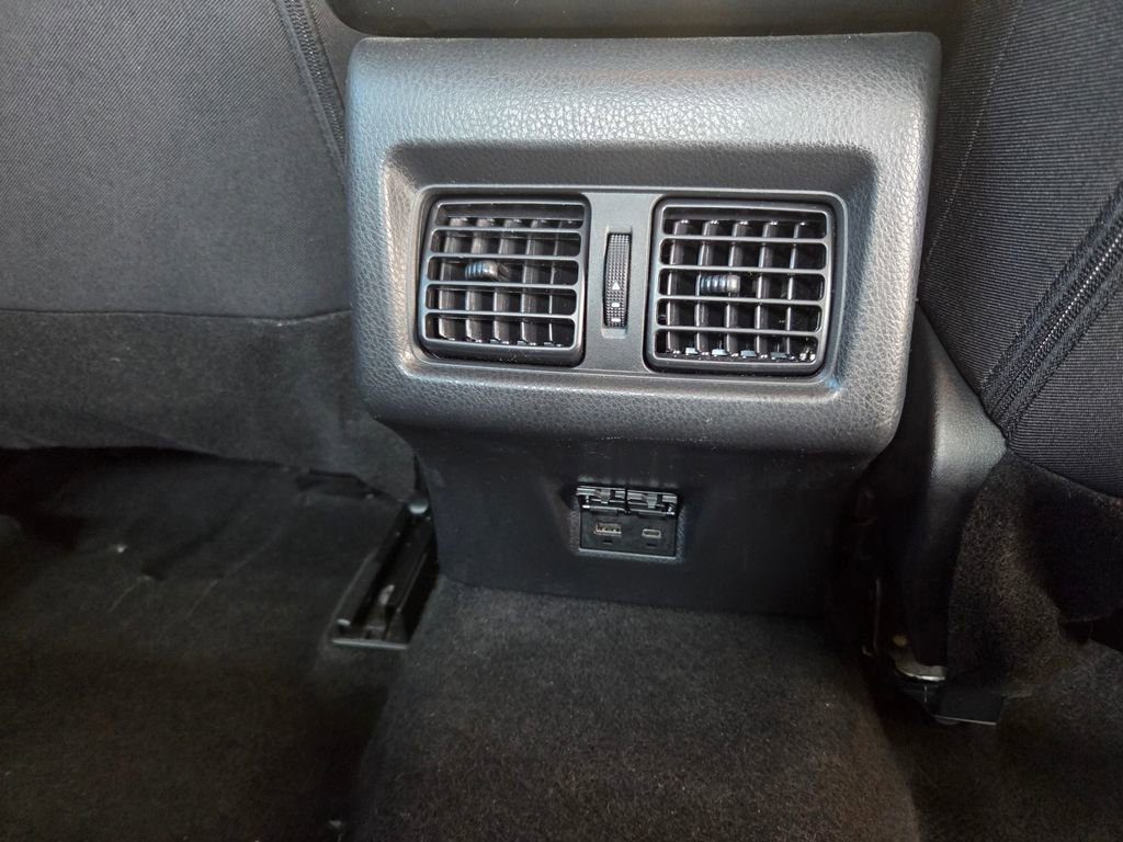 Used 2025 Toyota Camry LE FWD image 26