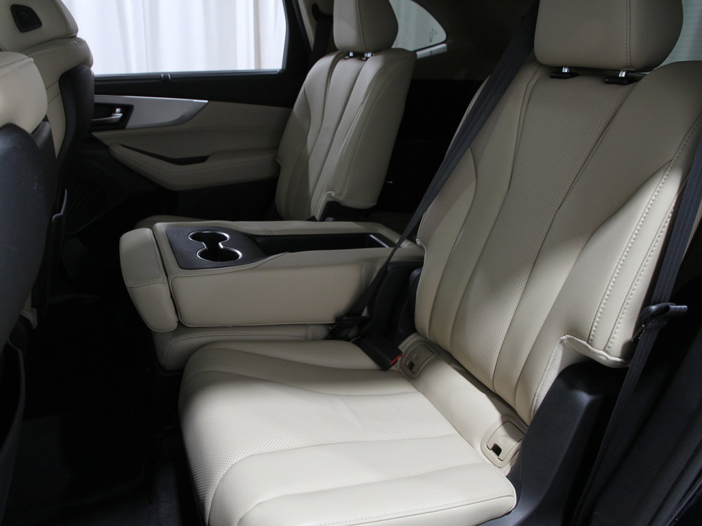 Used 2023 Acura MDX SH-AWD w/ Technology Package image 18
