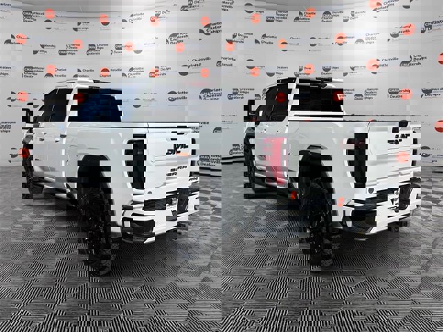 Used 2024 GMC Sierra 2500 AT4 w/ AT4 Premium Plus Package image 3