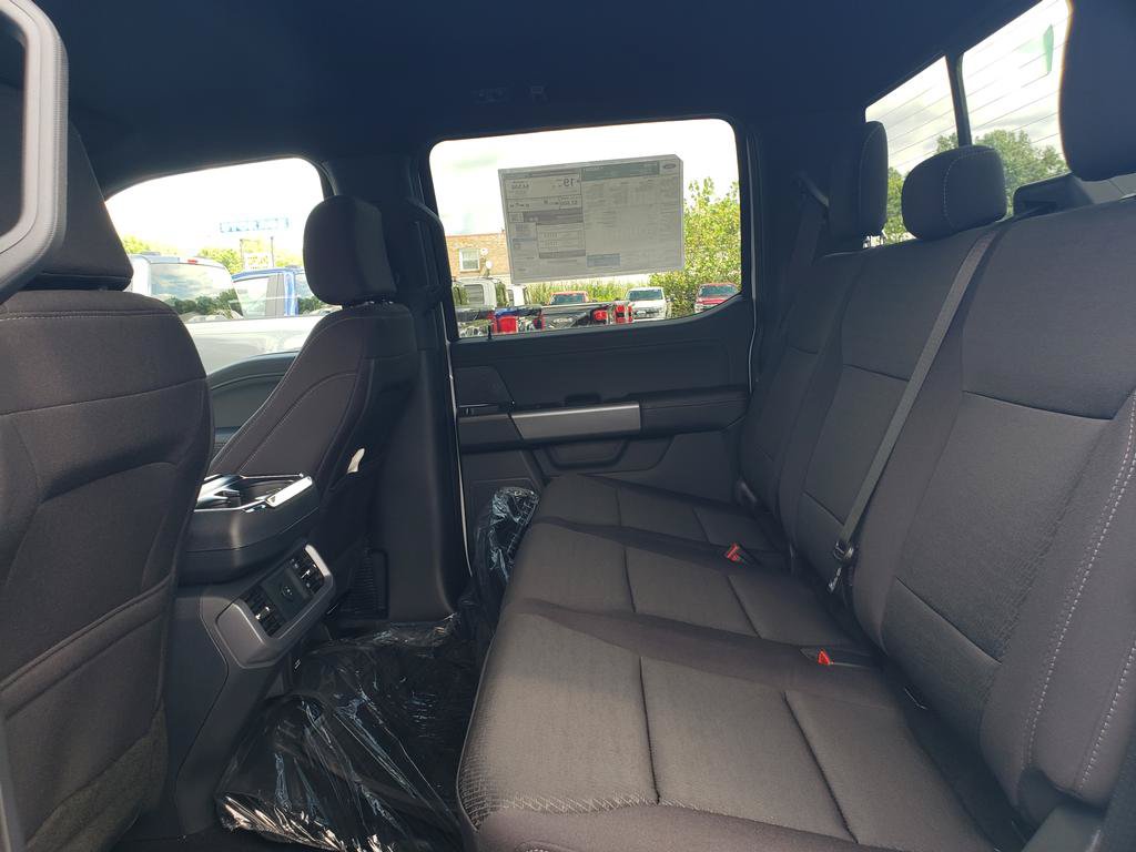 New 2026 Ford F150 XLT w/ Equipment Group 302A MID AWD/4WD image 7