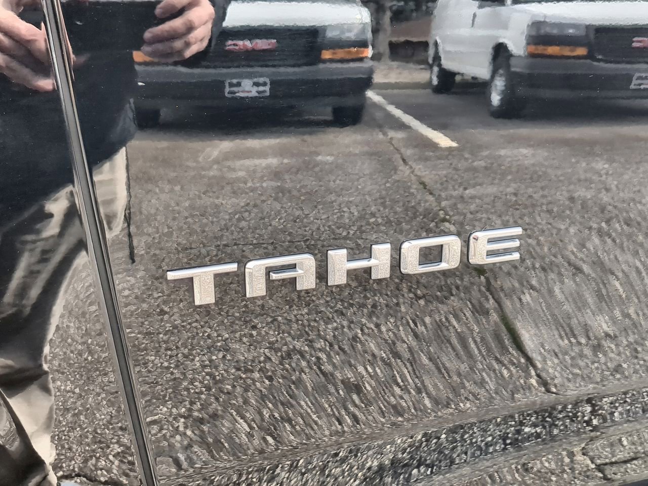 Used 2024 Chevrolet Tahoe LS image 30