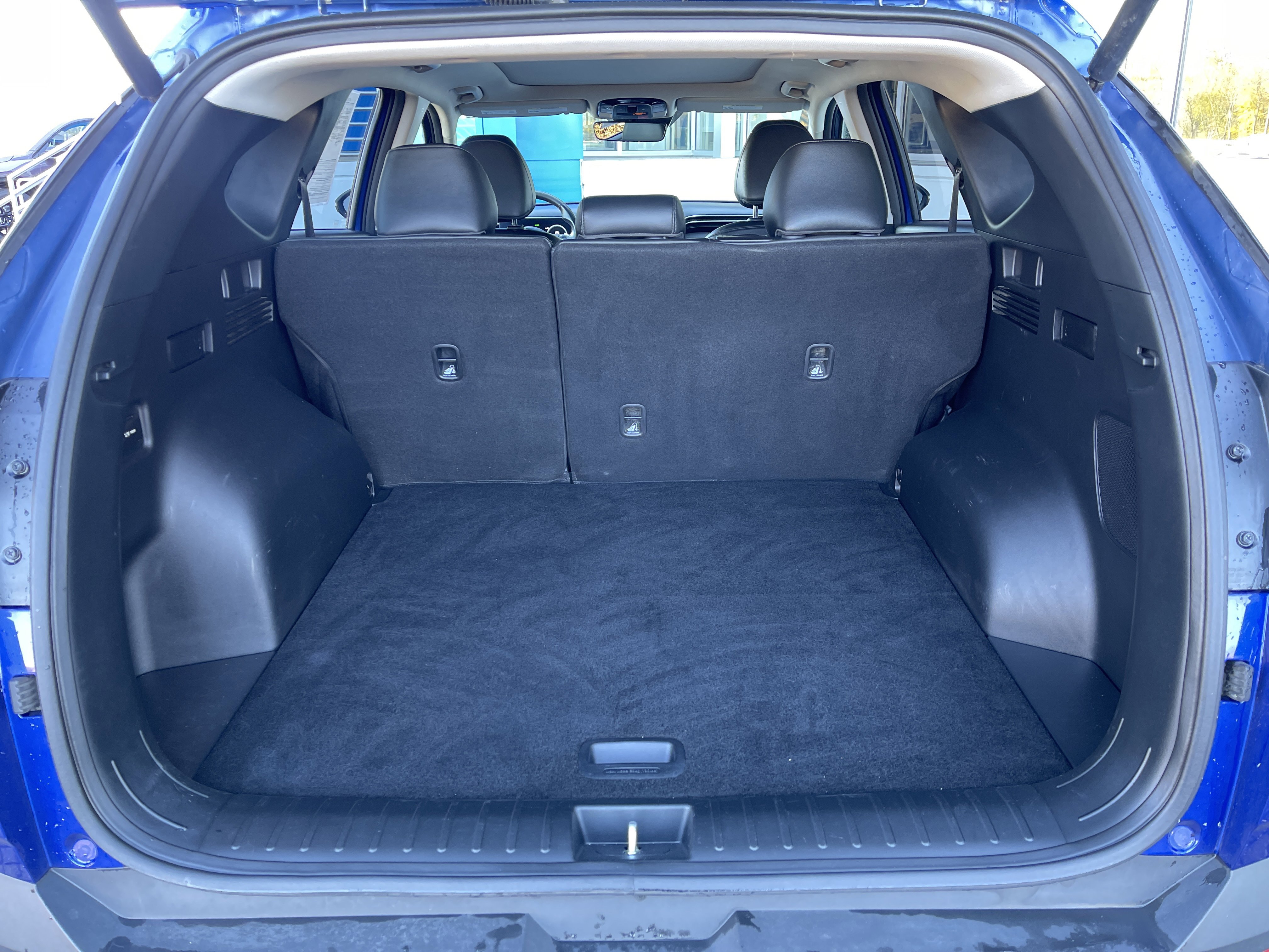 Used 2024 Hyundai Tucson Limited image 45