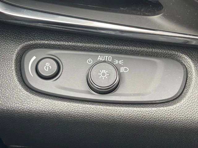 Certified 2024 Buick Envista Preferred w/ Convenience I Package image 23