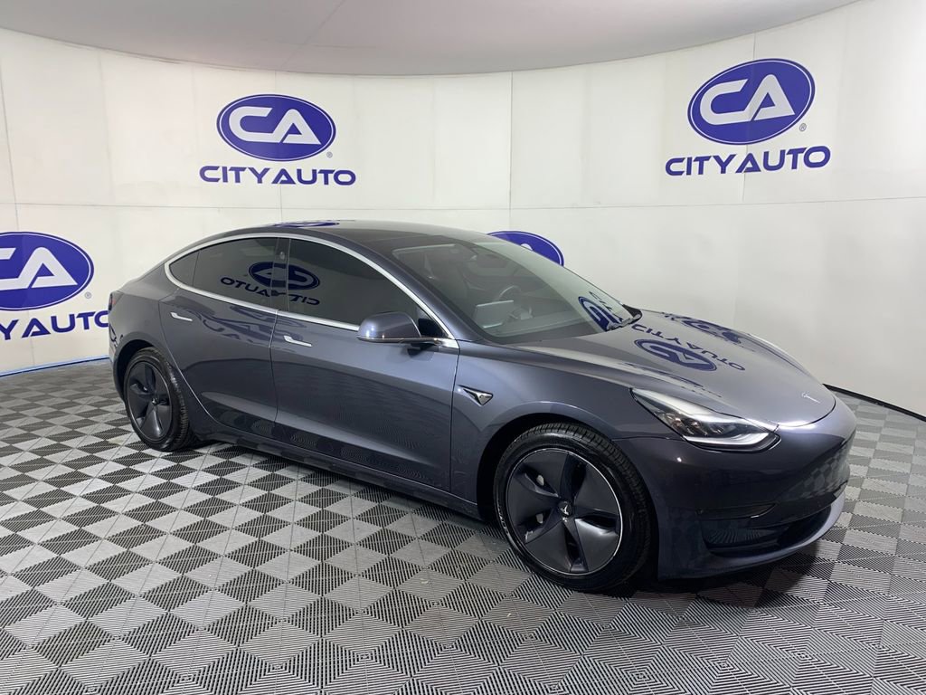 Used 2020 Tesla Model 3 Long Range image 1