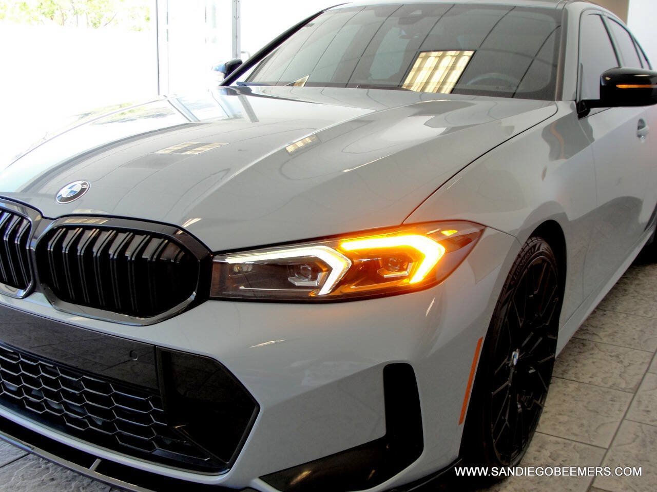 Used 2023 BMW 330i Sedan w/ M Sport Package RWD image 60