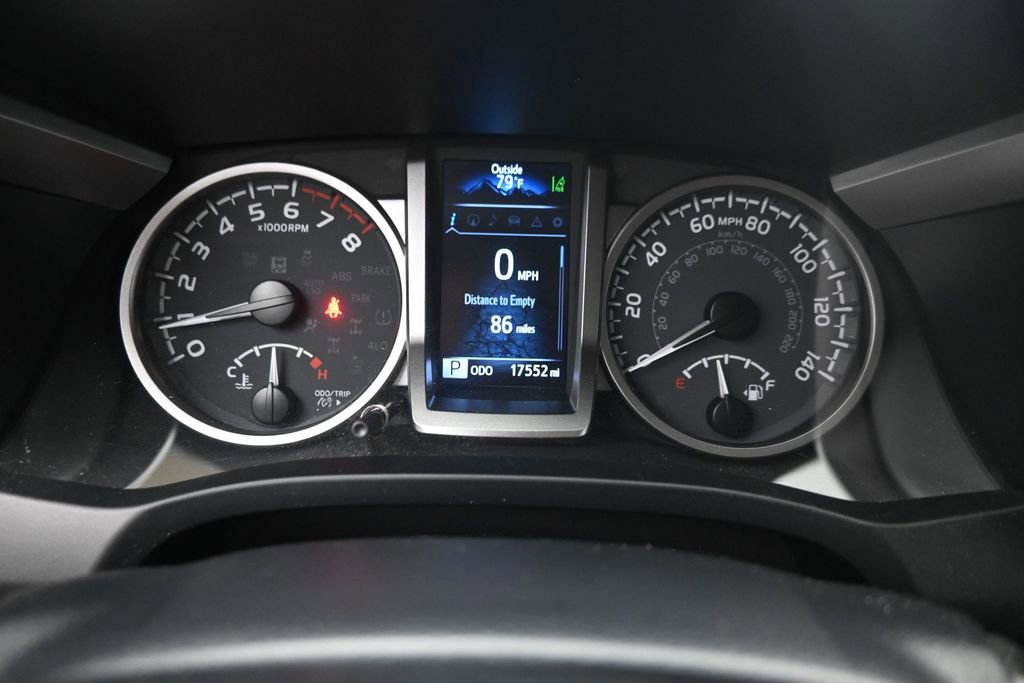 Used 2023 Toyota Tacoma SR5 AWD/4WD image 18