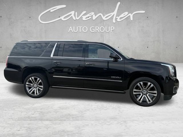 Used 2019 GMC Yukon XL Denali w/ Denali Ultimate Package AWD/4WD image 17