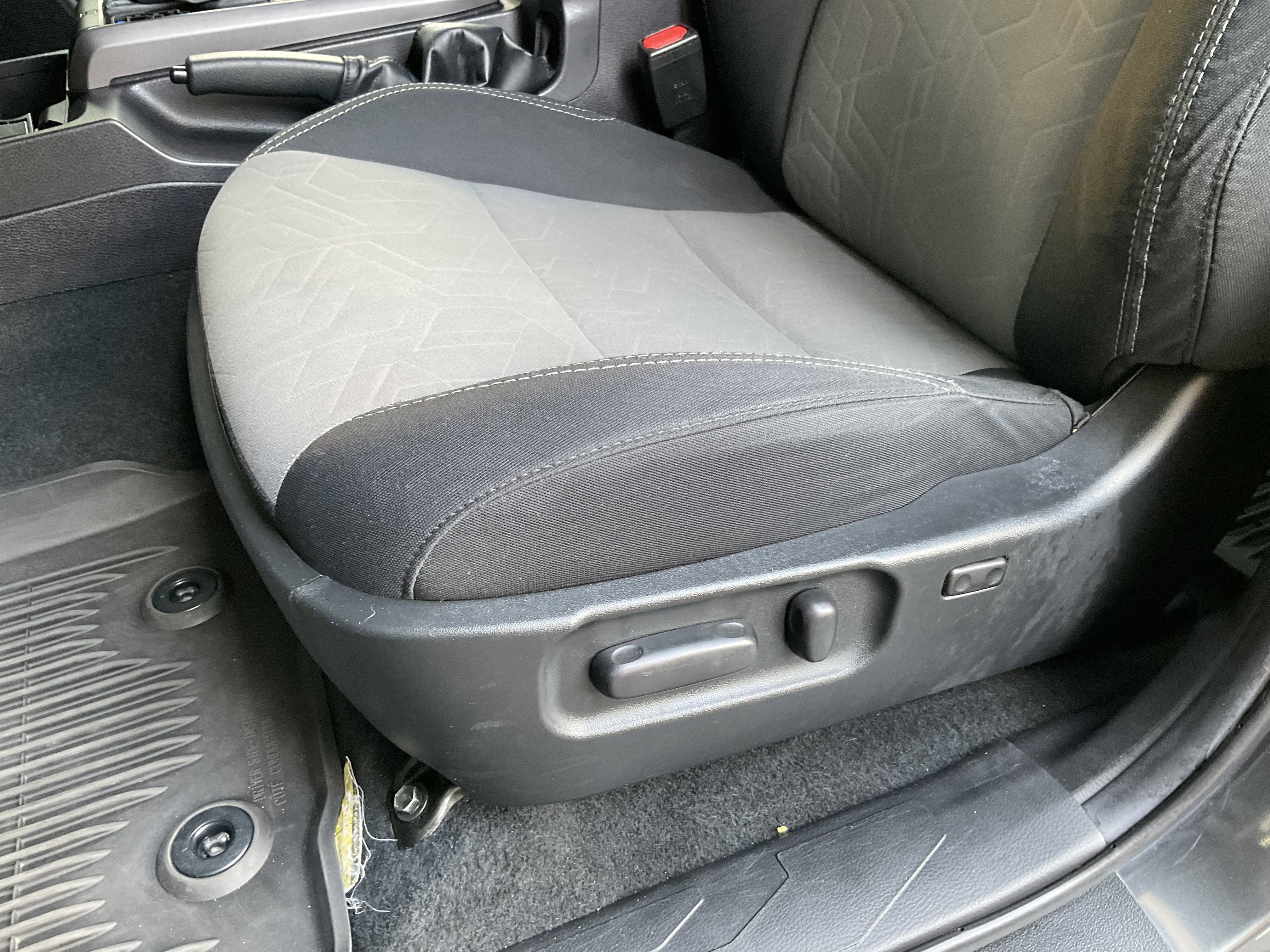 Used 2023 Toyota Tacoma TRD Off-Road w/ Black Out Package (TMS) image 29