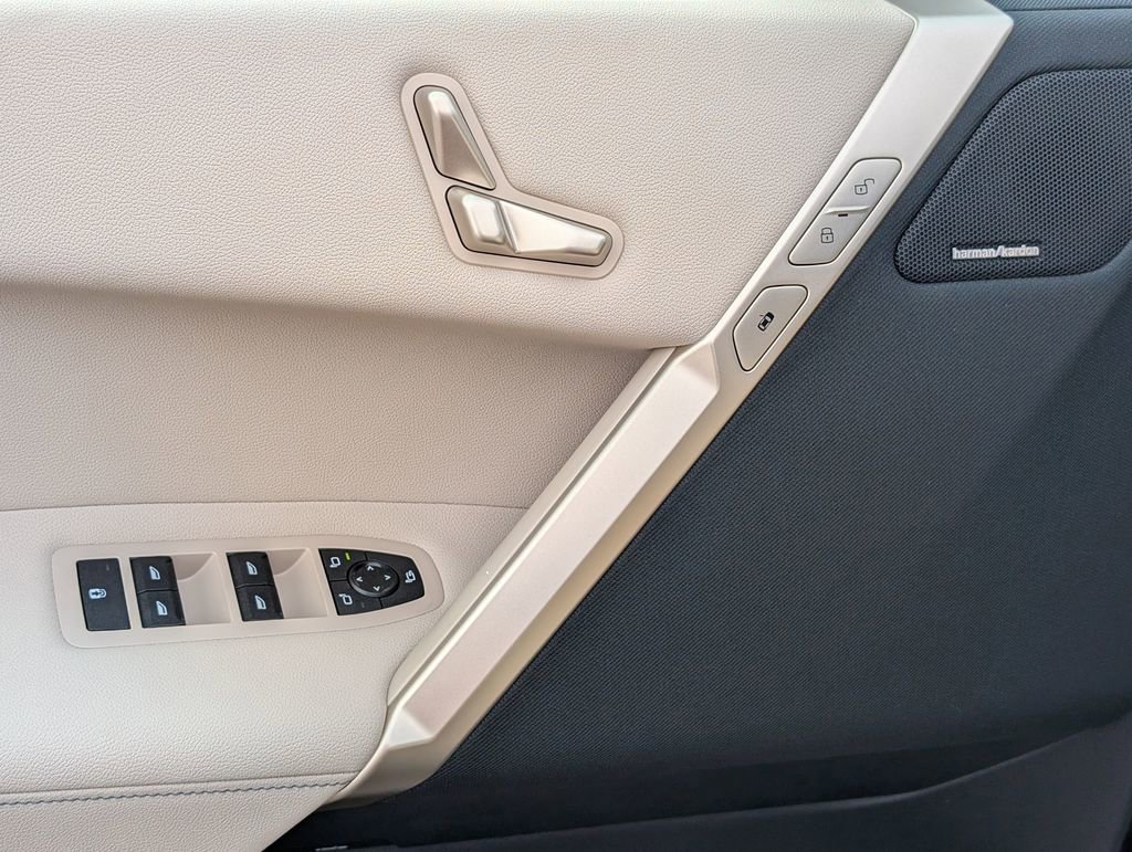 New 2026 BMW iX xDrive45 w/ Premium Package image 12