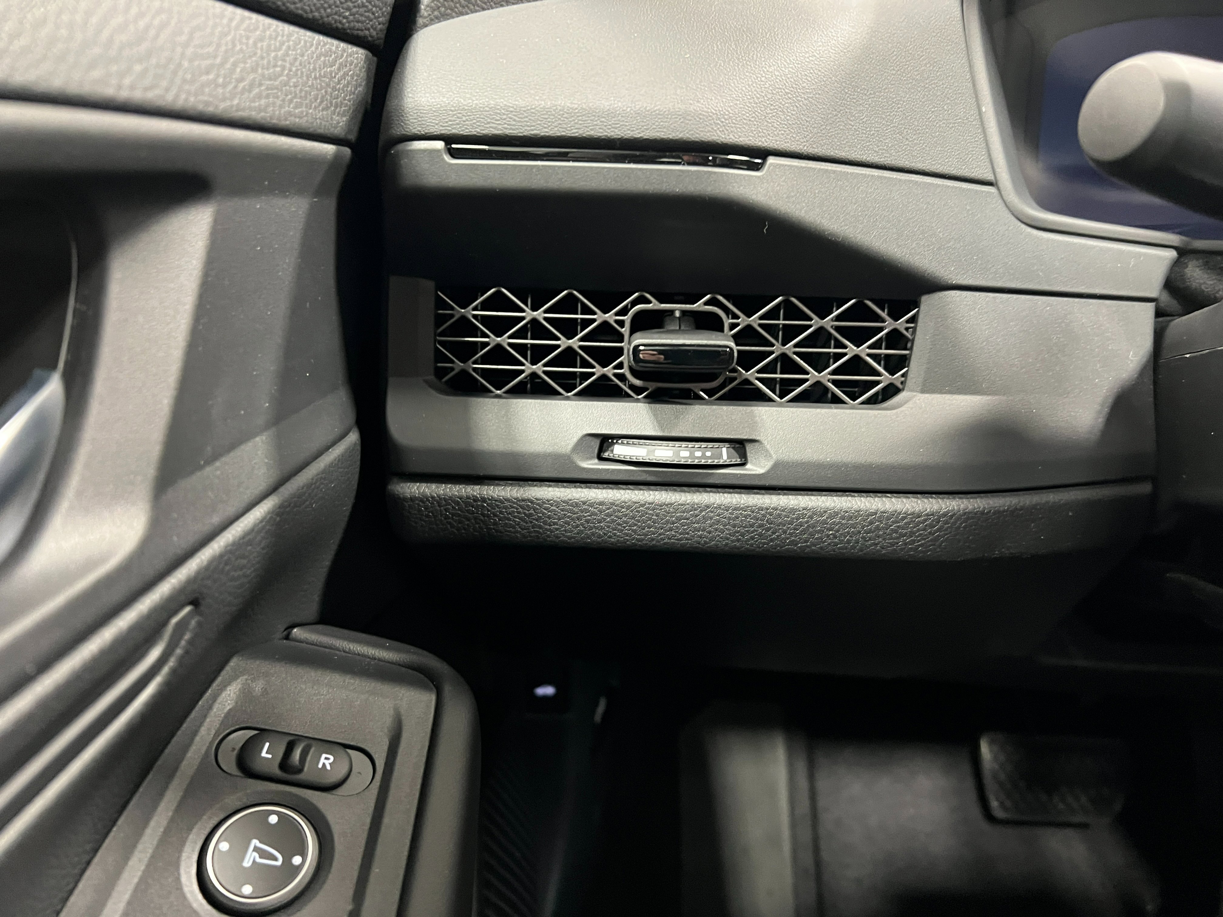 New 2025 Honda Accord LX image 14