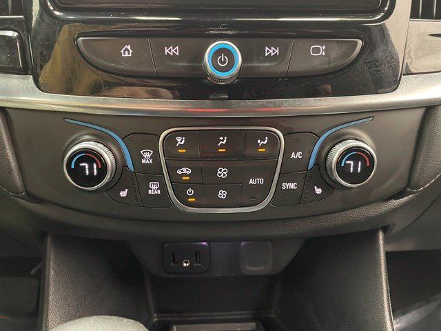 Used 2024 Chevrolet Traverse LT AWD/4WD image 5