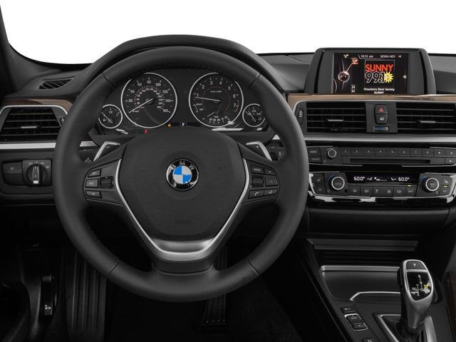 Used 2017 BMW 330i xDrive Sedan AWD/4WD image 7