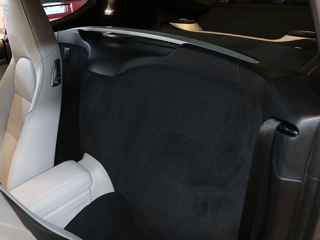 Used 2025 Porsche 718 Cayman GT4 image 34