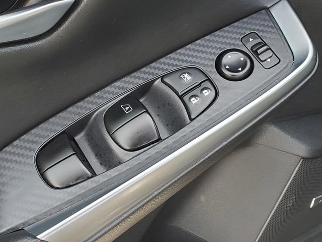 Certified 2025 Nissan Sentra SR w/ SR Premium Package image 17