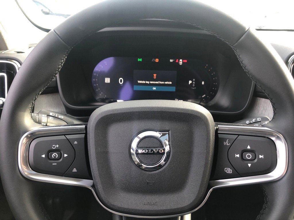 New 2026 Volvo XC40 B5 Ultra w/ Protection Package Premier AWD/4WD image 20