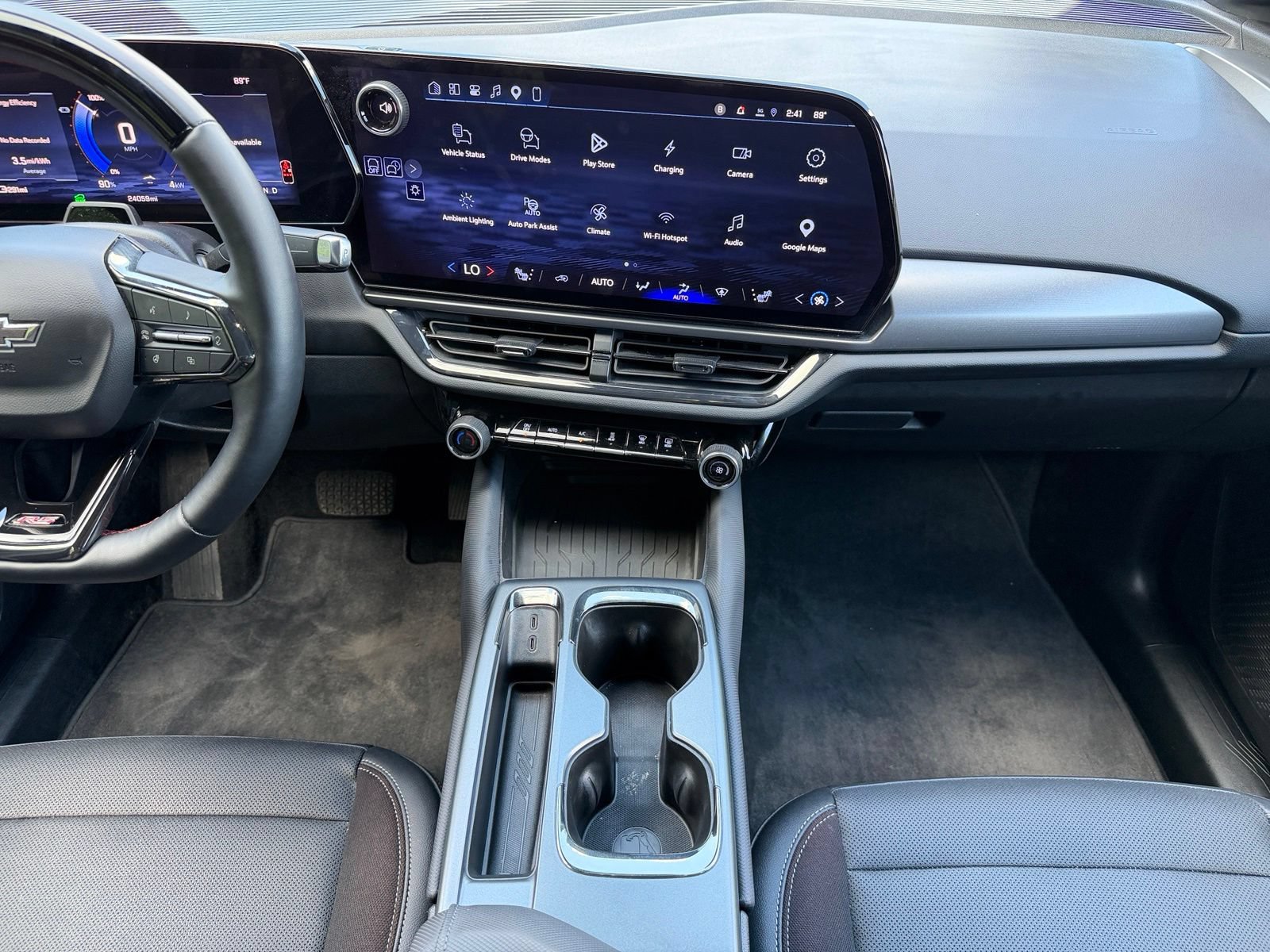 Used 2024 Chevrolet Equinox EV RS FWD image 22