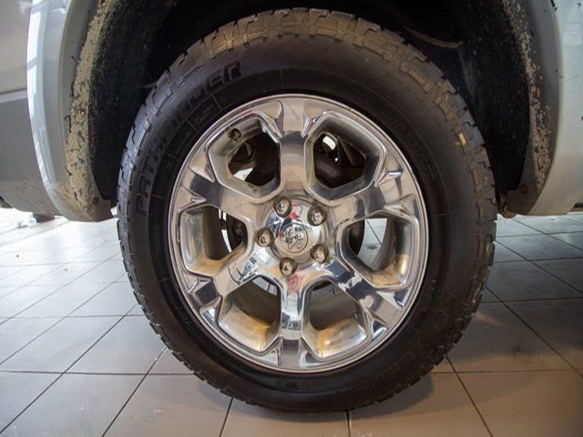 Used 2016 RAM 1500 Laramie image 26