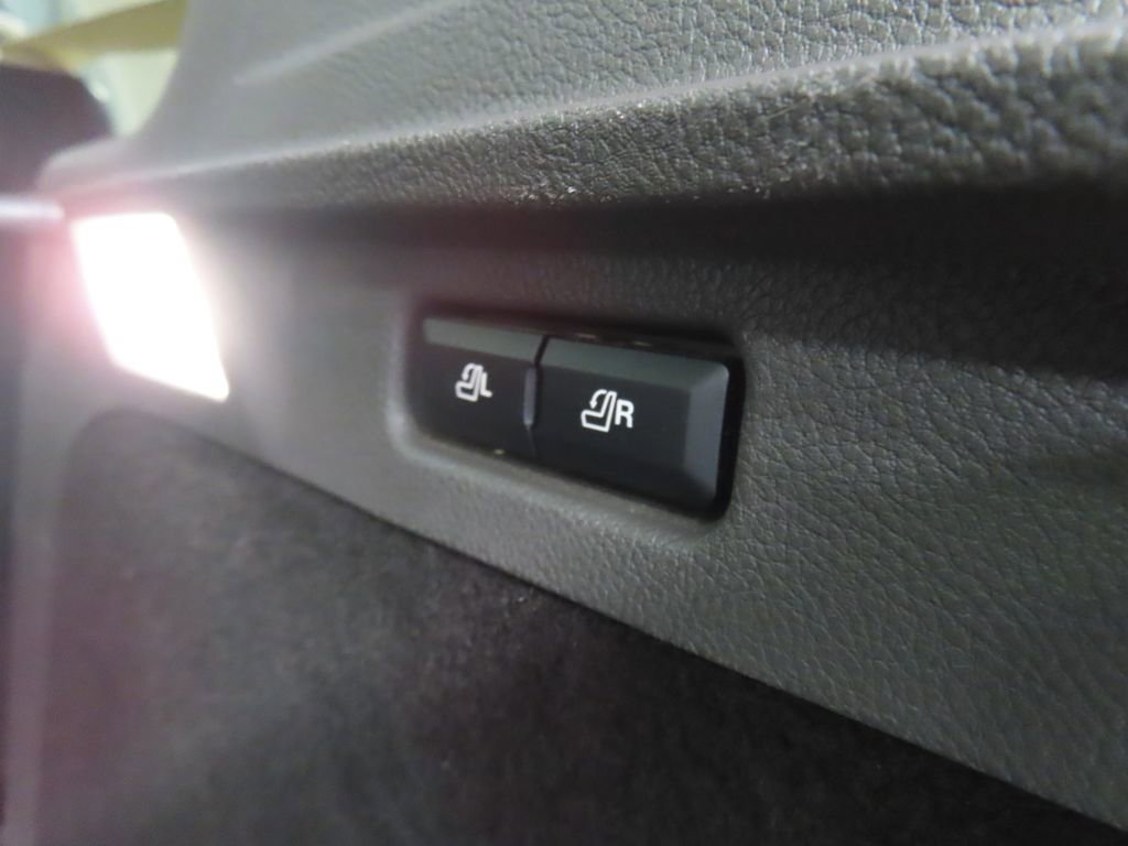 Used 2020 Lincoln Corsair Reserve AWD/4WD image 45