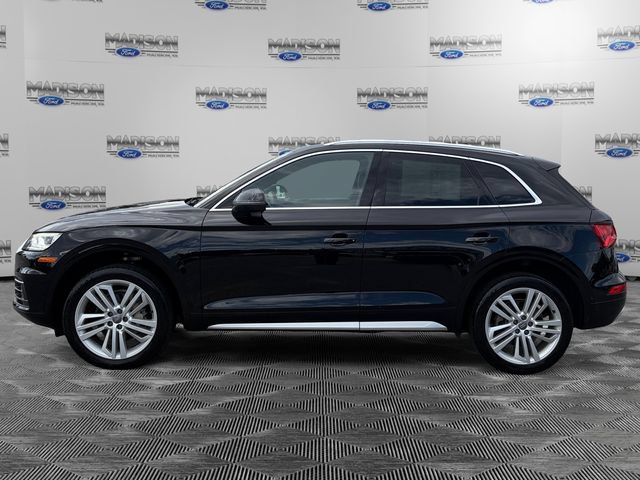 Used 2020 Audi Q5 Premium w/ Premium Plus Package AWD/4WD image 2