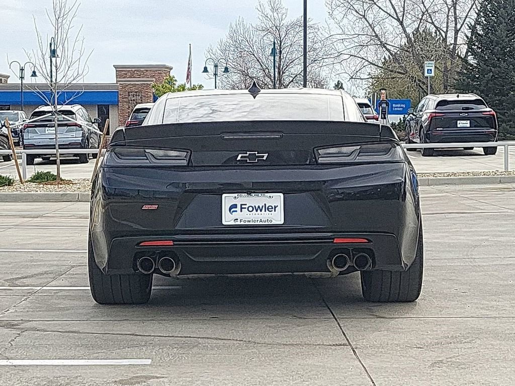 Used 2017 Chevrolet Camaro SS image 7