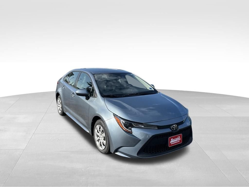 Used 2021 Toyota Corolla LE w/ Carpet Mat Package (TMS) FWD image 30