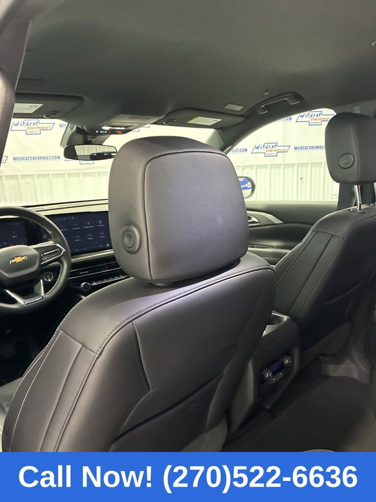 Used 2026 Chevrolet Traverse LT image 27