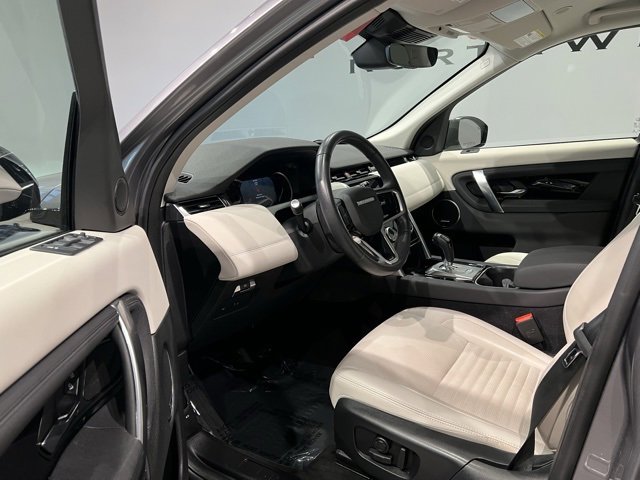 Used 2023 Land Rover Discovery Sport SE image 19