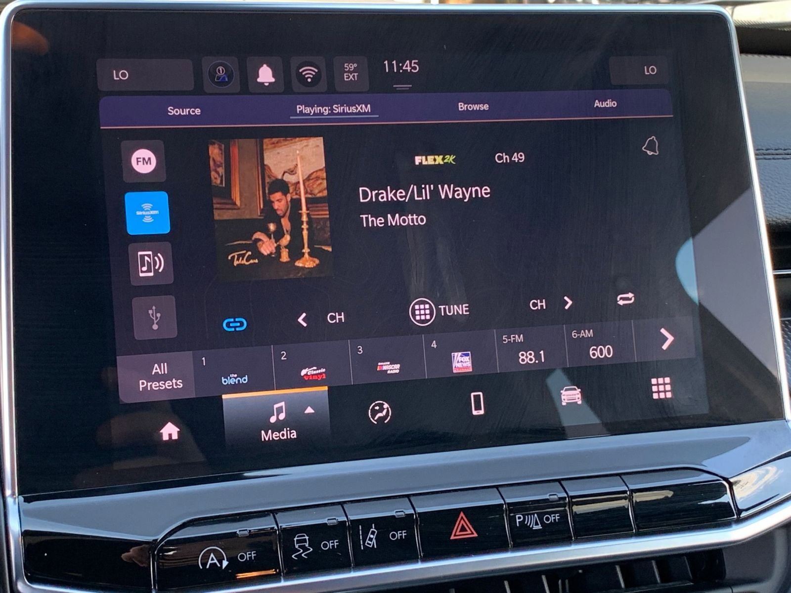 Used 2025 Jeep Compass Trailhawk image 21