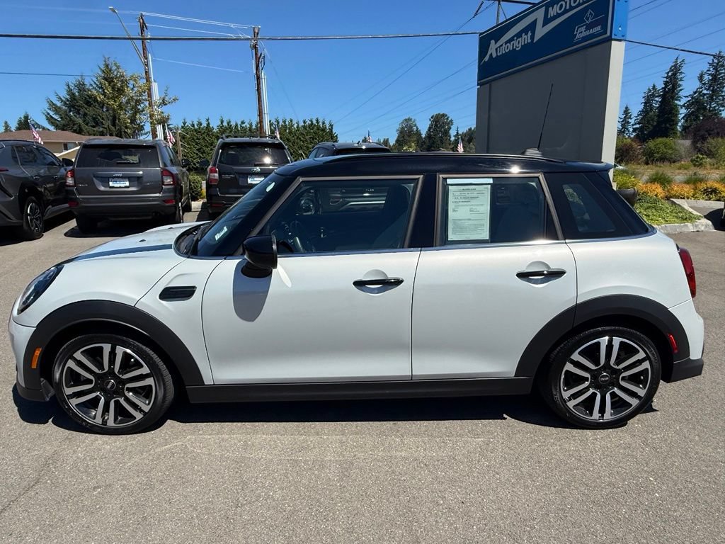 Used 2023 MINI Cooper S FWD image 2