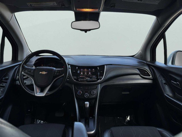 Used 2021 Chevrolet Trax LT w/ Driver Confidence Package AWD/4WD image 37