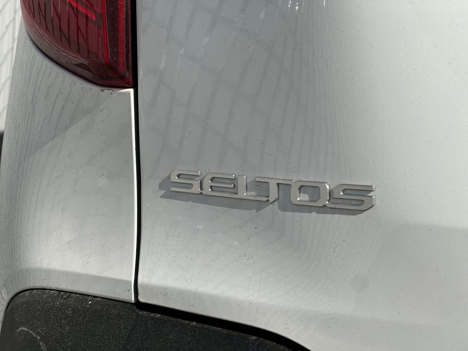 New 2026 Kia Seltos EX image 27