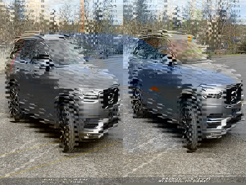 Used 2018 Volvo XC90 T6 Momentum w/ Convenience Package image 8