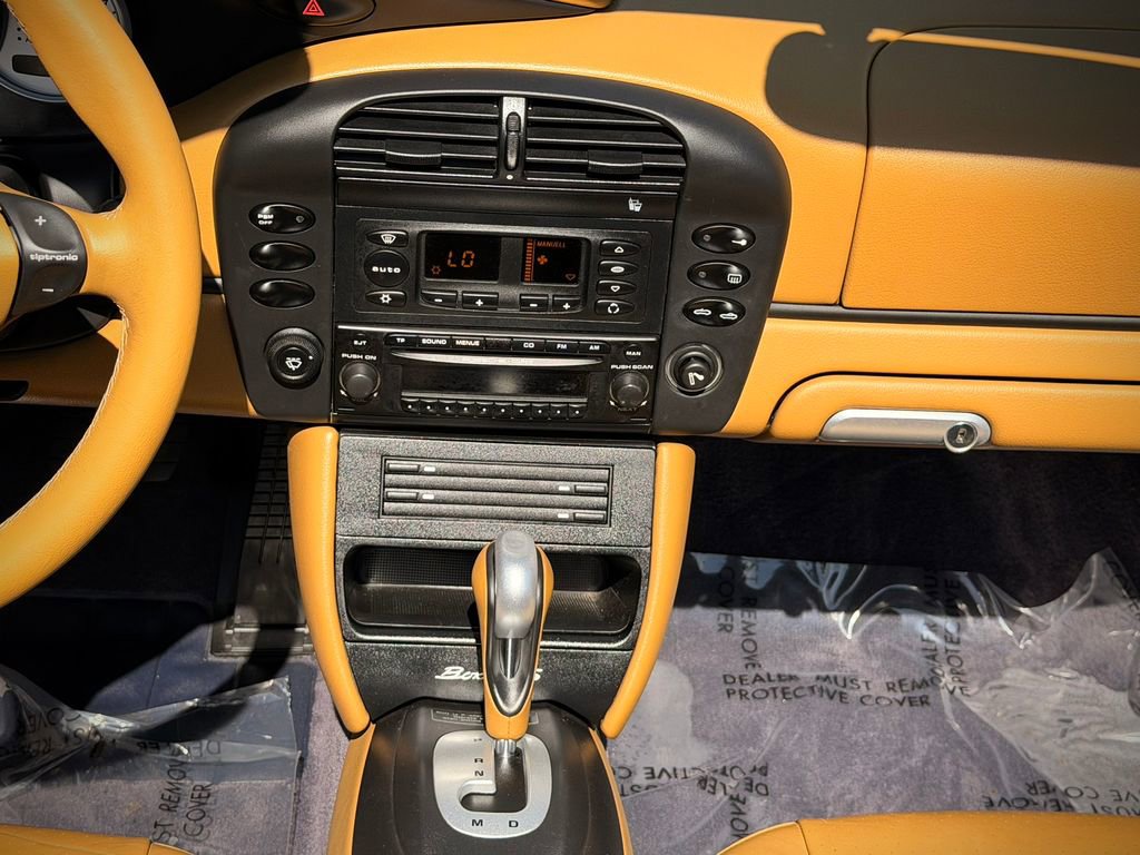 Used 2004 Porsche Boxster S image 21