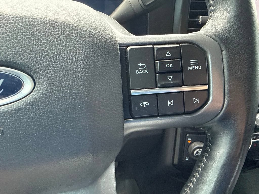 Used 2023 Ford F350 Lariat w/ Tremor Off-Road Package AWD/4WD image 19