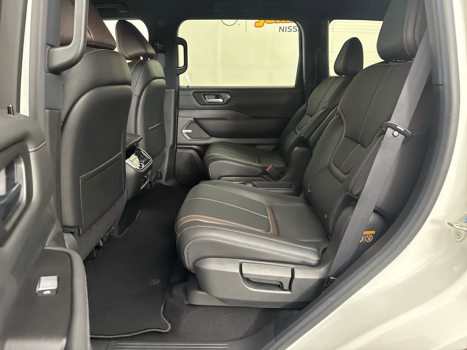 New 2026 Nissan Armada SL image 11
