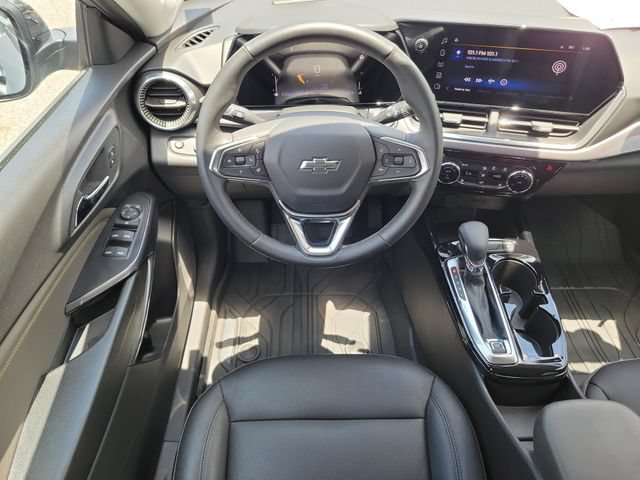 Certified 2025 Chevrolet Trax ACTIV w/ Driver Confidence Package FWD image 16