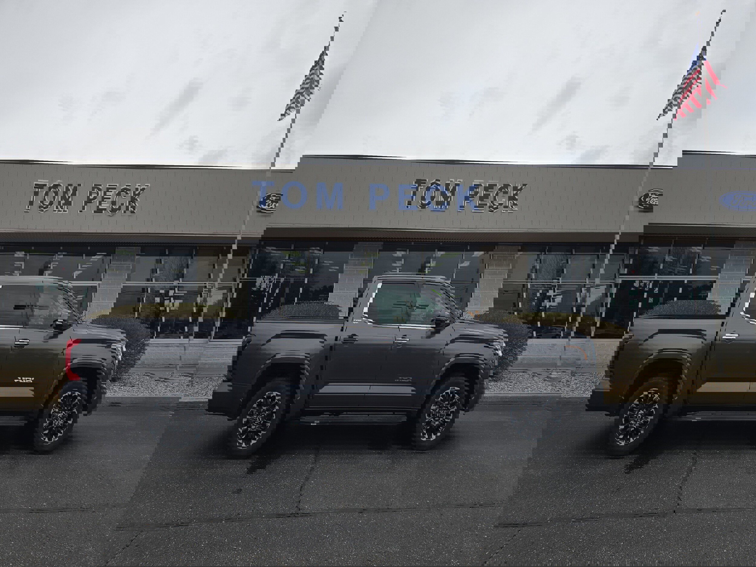 Used 2022 Toyota Tundra Limited image 6