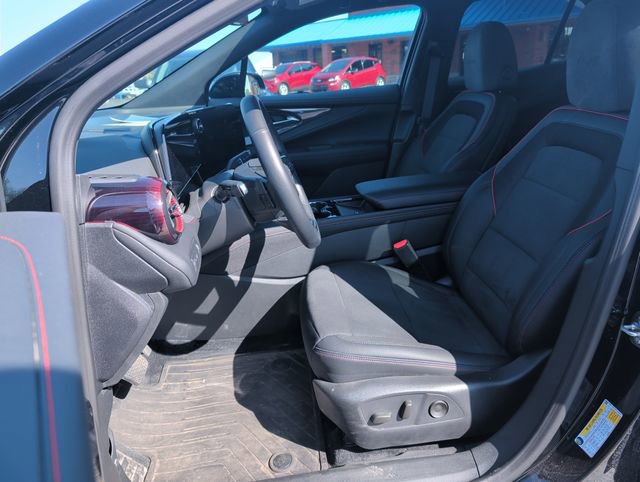 Used 2025 Chevrolet Blazer EV RS AWD/4WD image 11