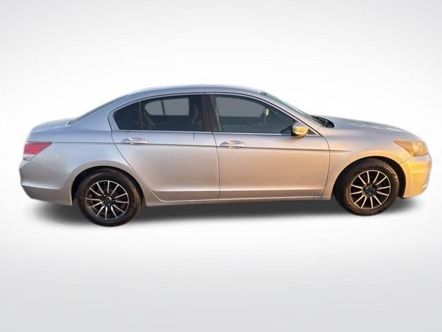 Used 2011 Honda Accord LX image 6
