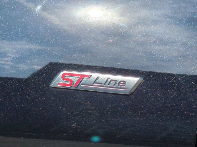 Used 2025 Ford Explorer ST-Line w/ ST-Line Street Pack AWD/4WD image 10