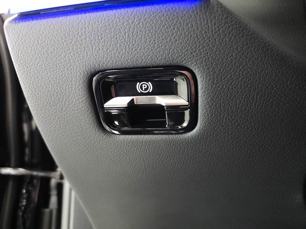 Used 2025 Mercedes-Benz S 63 AMG S image 10