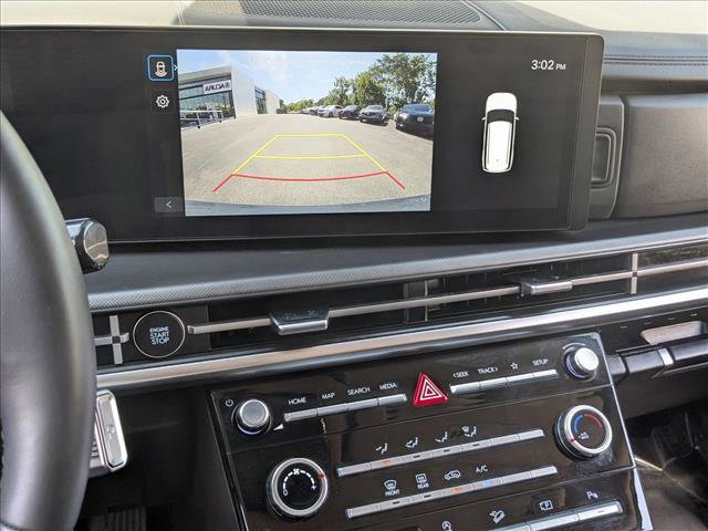Used 2025 Hyundai Santa Fe SE FWD image 14
