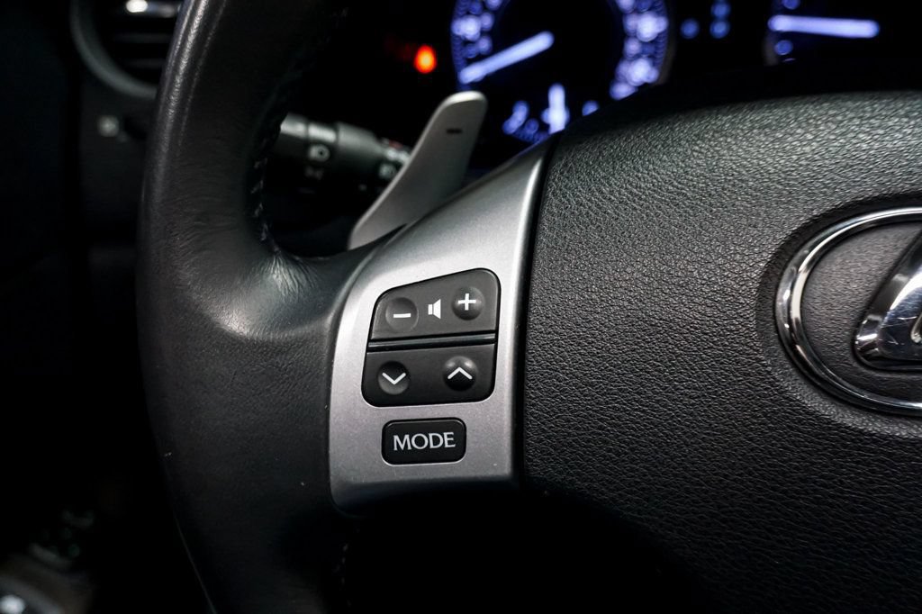 Used 2013 Lexus IS 350C w/ Luxury Pkg RWD image 30