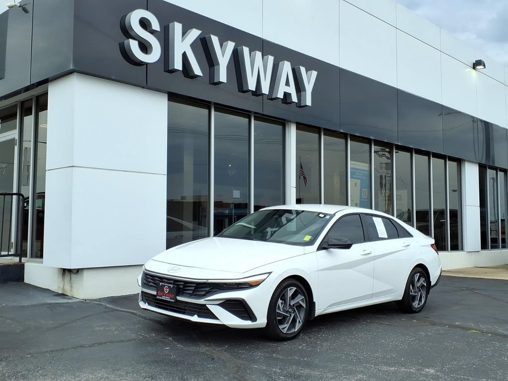 Used 2025 Hyundai Elantra Sport